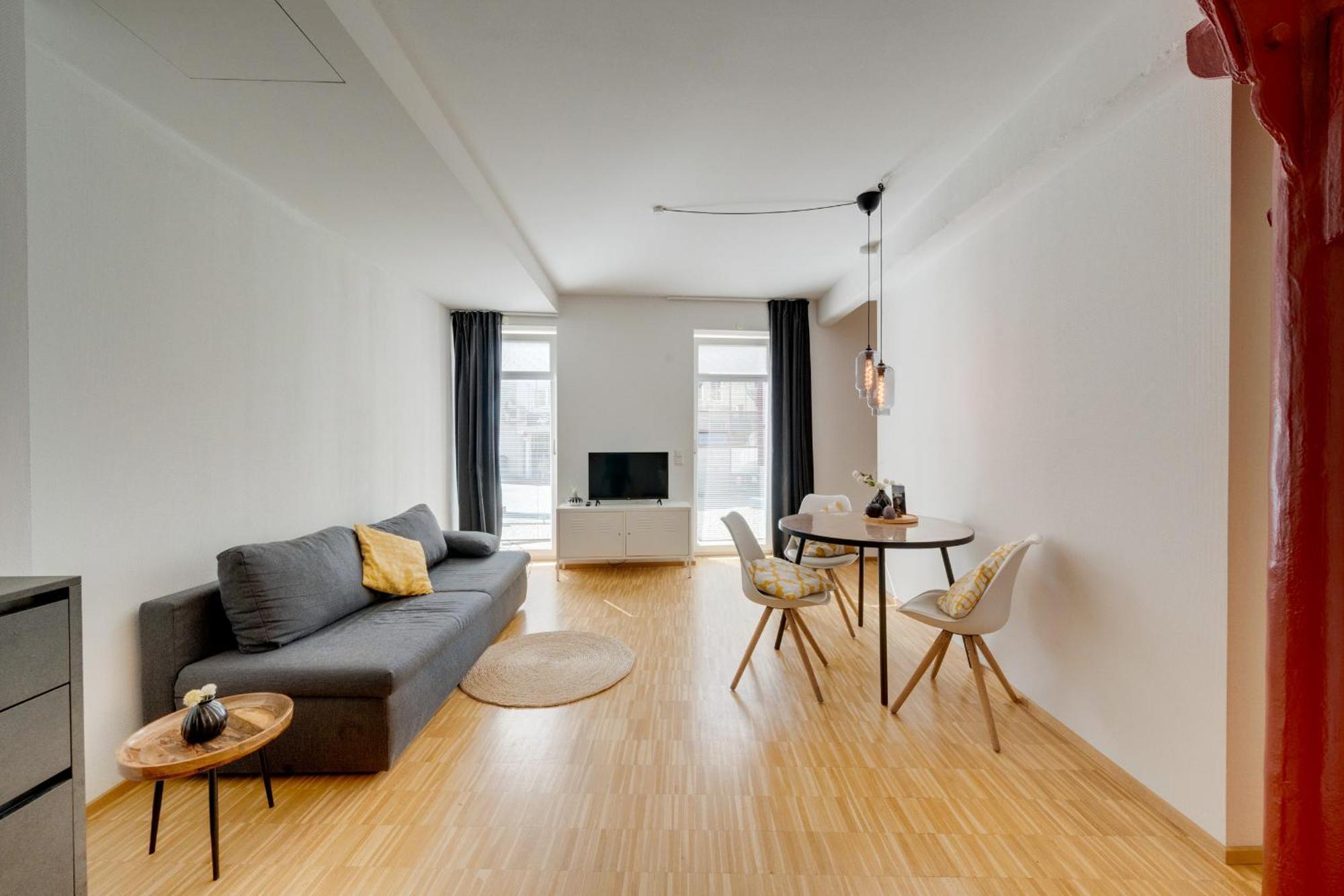☆design Zentral☆200m Vom Marktplatz☆ruhige Altstadtlage☆ Apartment Reutlingen